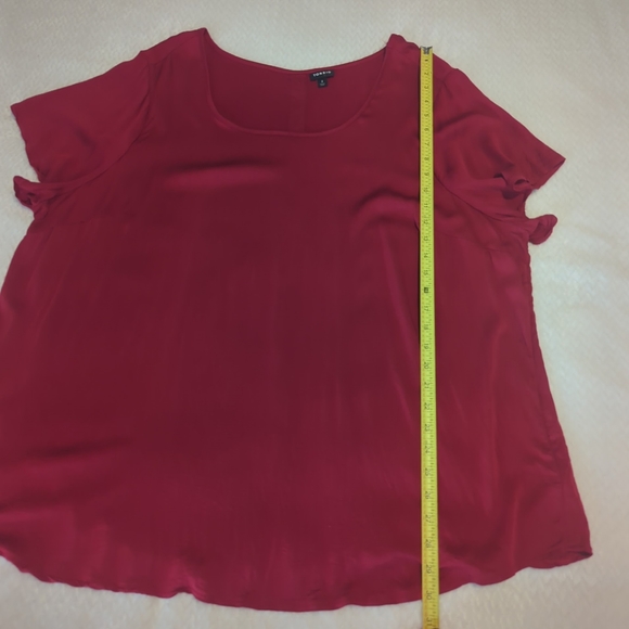 Torrid Blouse Red T-Shirt Buttons on Back Scoop Neck Women's Plus Size 4X - Picture 5 of 6